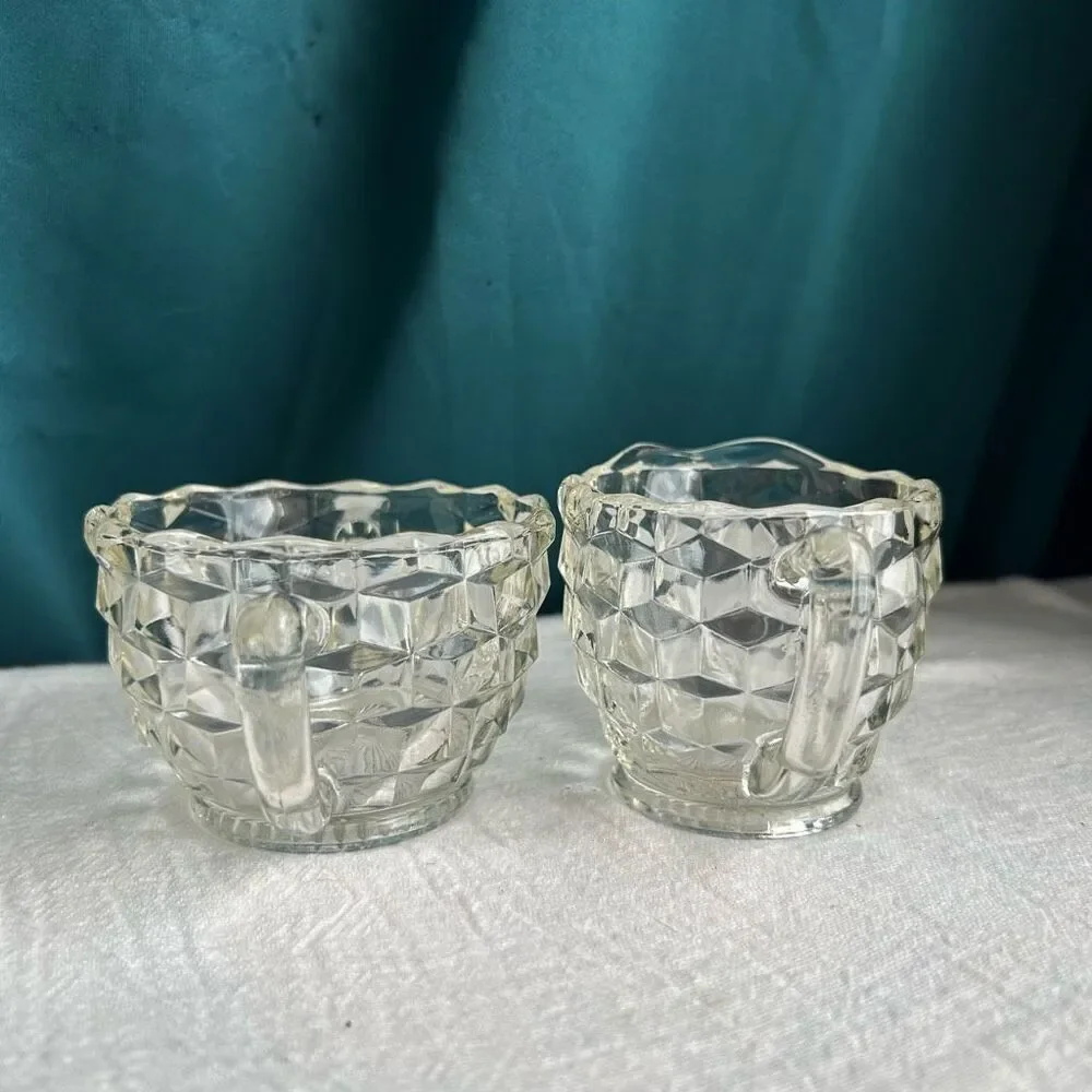 Jeanette vintage cube
